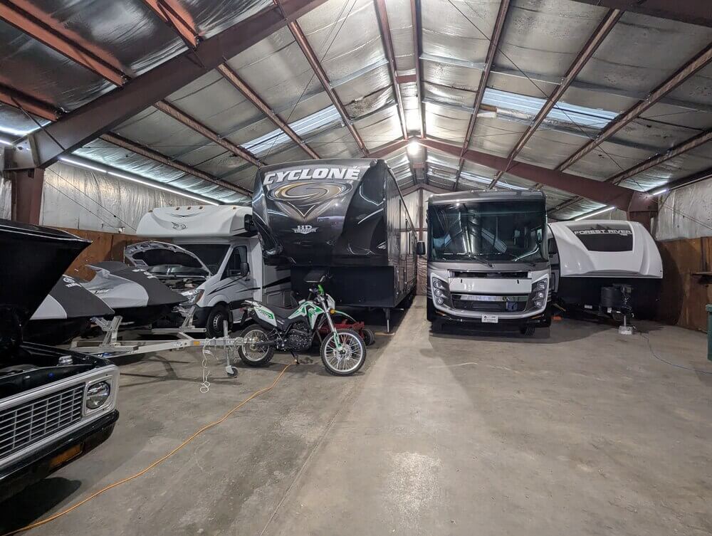 Shop Building Storage - View 2